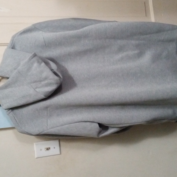 Nwot Nike tech XXL grey hooded zip up sweatshirt ended up buying a crew necktech - Picture 5 of 5